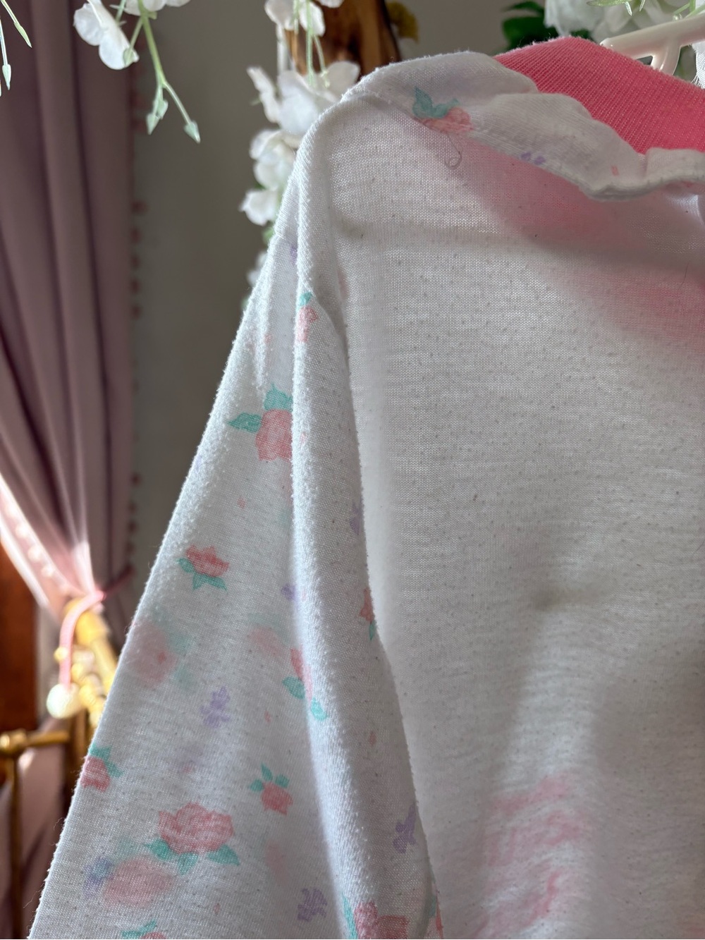 Vintage Beauty and the Beast Long Sleeve Top Pajama Top🌹 - Picture 6 of 6